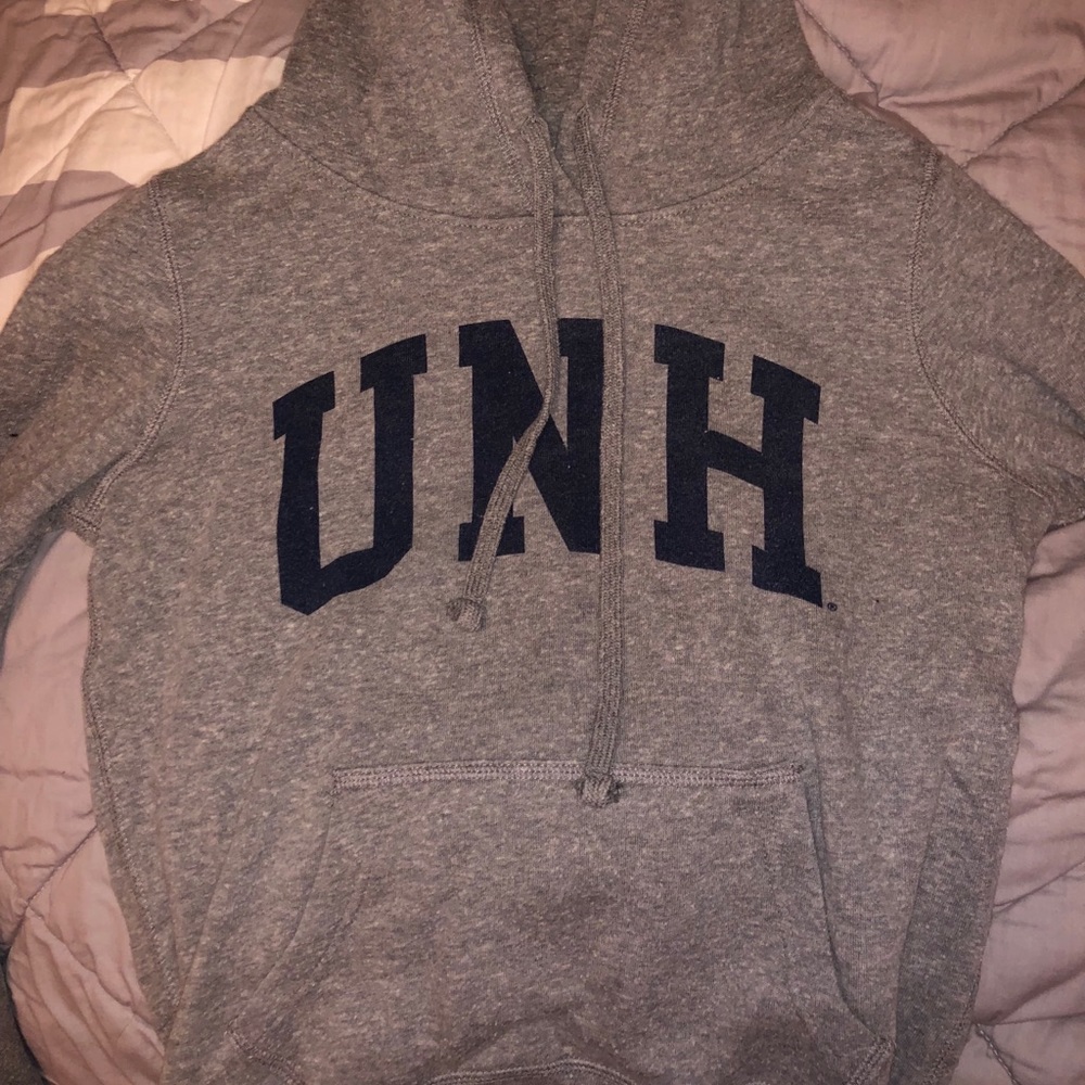 UNH Hoodie🤩